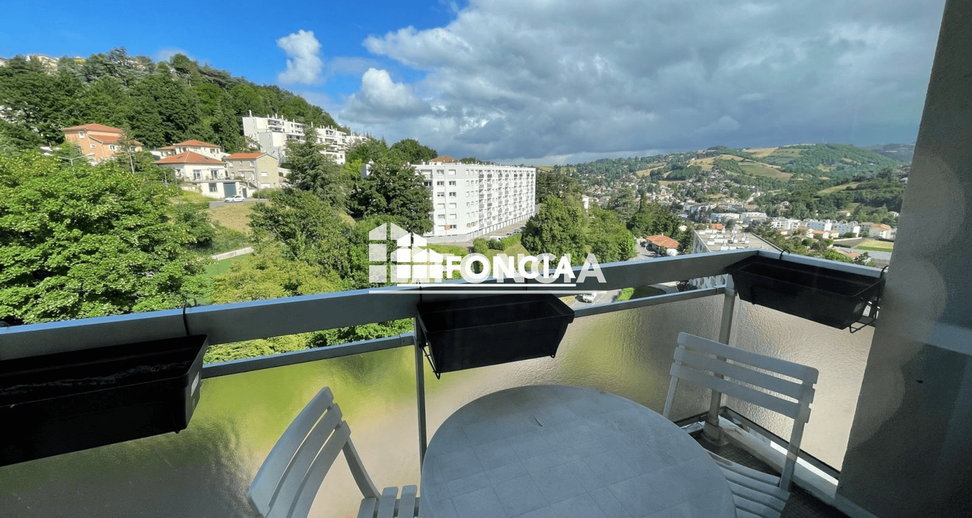 Appartement meublé 3 pièces (66.71 m²) à louer - Saint-priest-en-jarez (42270)