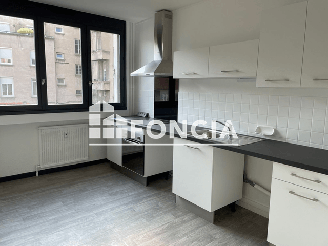 Appartement 2 pièces (48.42 m²) à louer - Saint-etienne (42000)