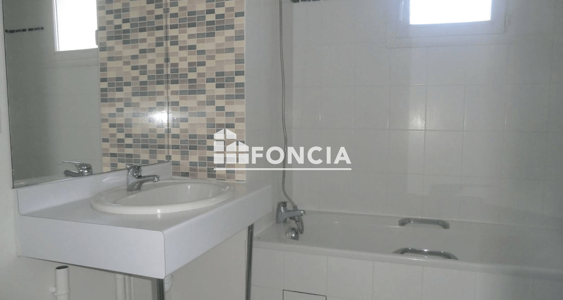 Appartement 2 pièces (65.65 m²) à louer - Clermont-ferrand (63000)