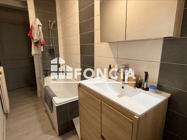 Appartement 2 pièces (63.27 m²) à louer - Roanne (42300)