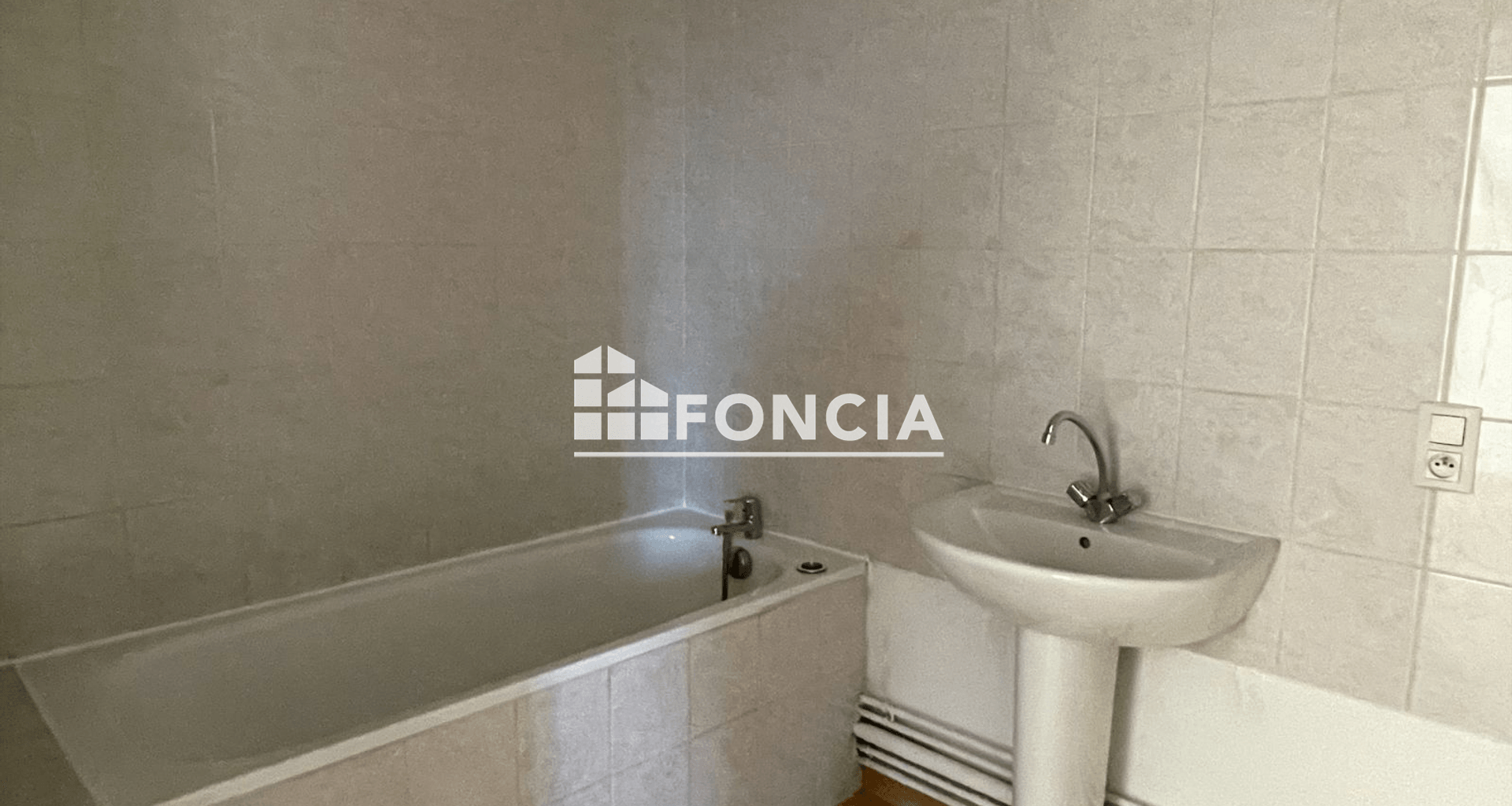 Appartement 3 pièces (71.83 m²) à louer - Riorges (42153)