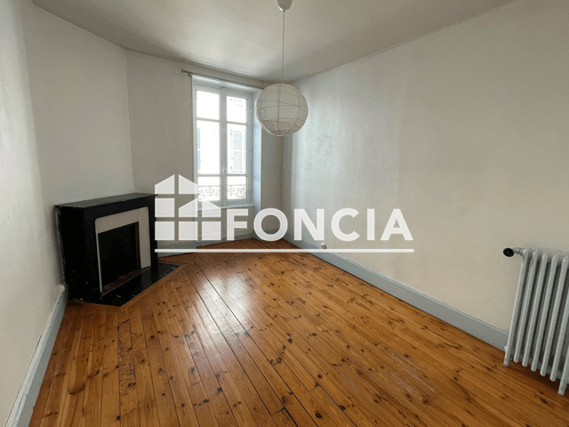Appartement 4 pièces (80 m²) à louer - Clermont-ferrand (63000)