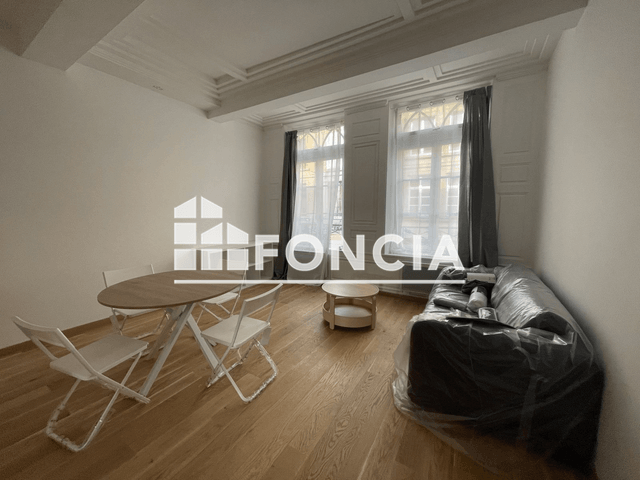 Appartement meublé 2 pièces (43.03 m²) à louer - Charleville-mezieres (08000)