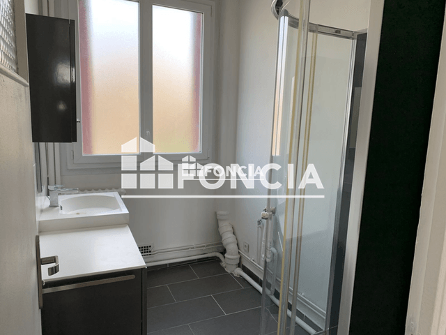 Appartement 2 pièces (53.25 m²) à louer - Charleville Mezieres (08000)