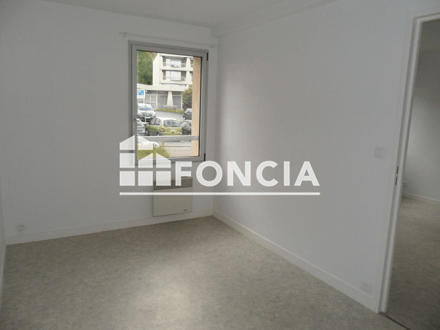 Appartement 2 pièces (28.84 m²) à louer - Villers Les Nancy (54600)