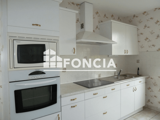 Appartement 3 pièces (73 m²) à louer - Riedisheim (68400)
