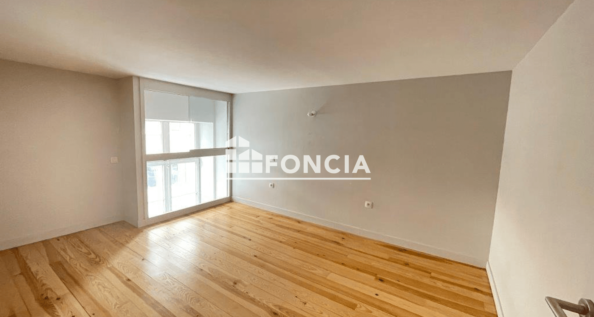 Appartement 3 pièces (74.2 m²) à louer - Saint-étienne (42000)