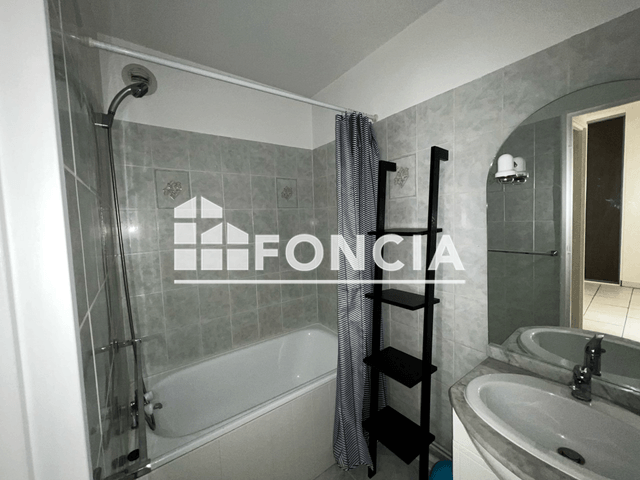 Appartement meublé 2 pièces (40 m²) à louer - Nancy (54000)