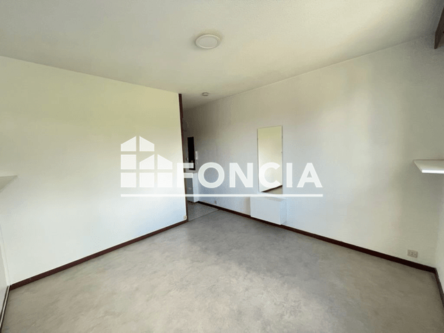 Studio (25 m²) à louer - Vandoeuvre-les-nancy (54500)