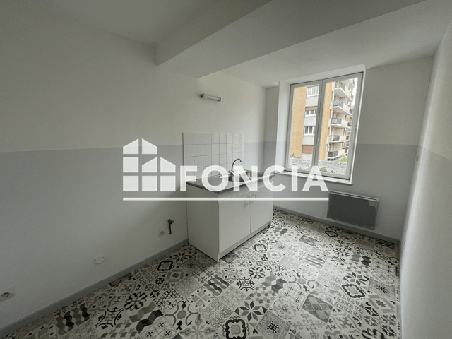 Appartement meublé 2 pièces (50 m²) à louer - Sedan (08200)
