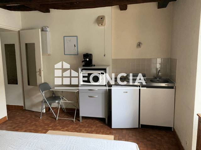 Studio meublé (16.86 m²) à louer - Angers (49000)