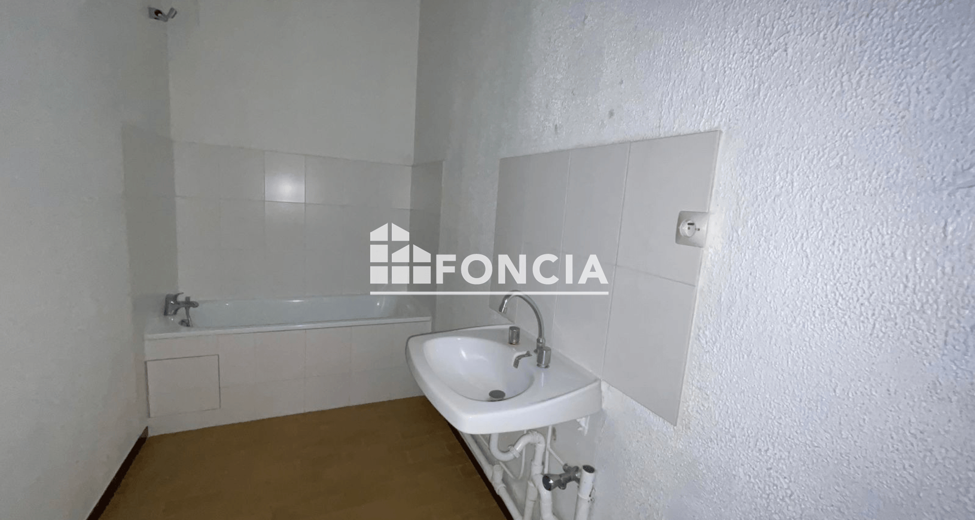 Appartement 3 pièces (60 m²) à louer - Saint-just-saint-rambert (42170)