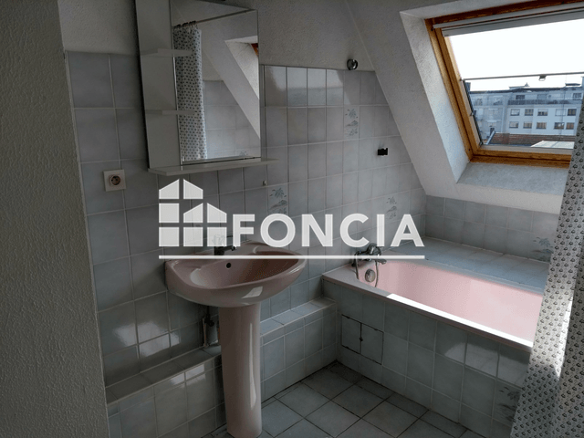 Appartement 2 pièces (48.49 m²) à louer - Strasbourg (67000)