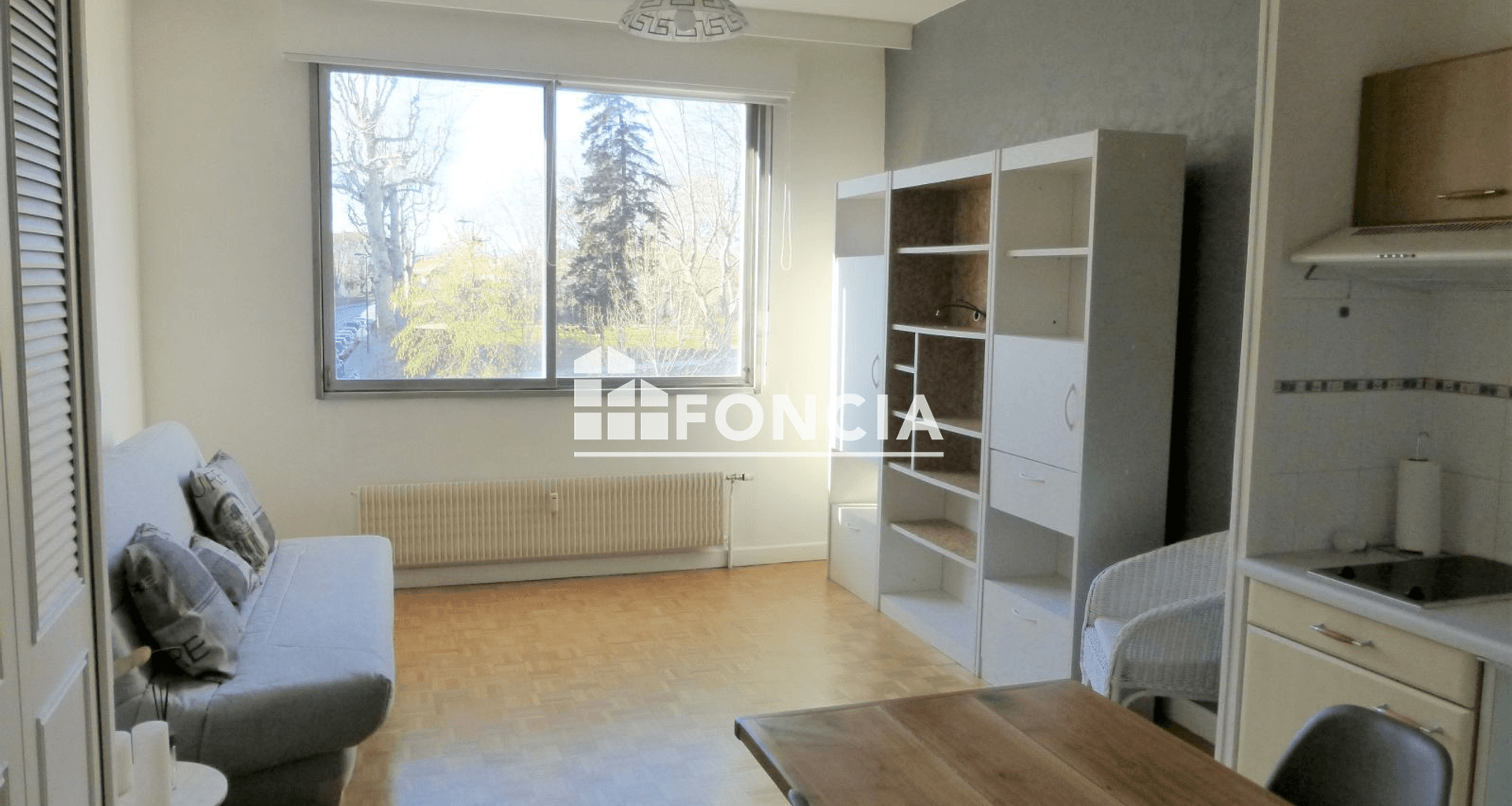 Studio meublé (27.44 m²) à louer - Roanne (42300)