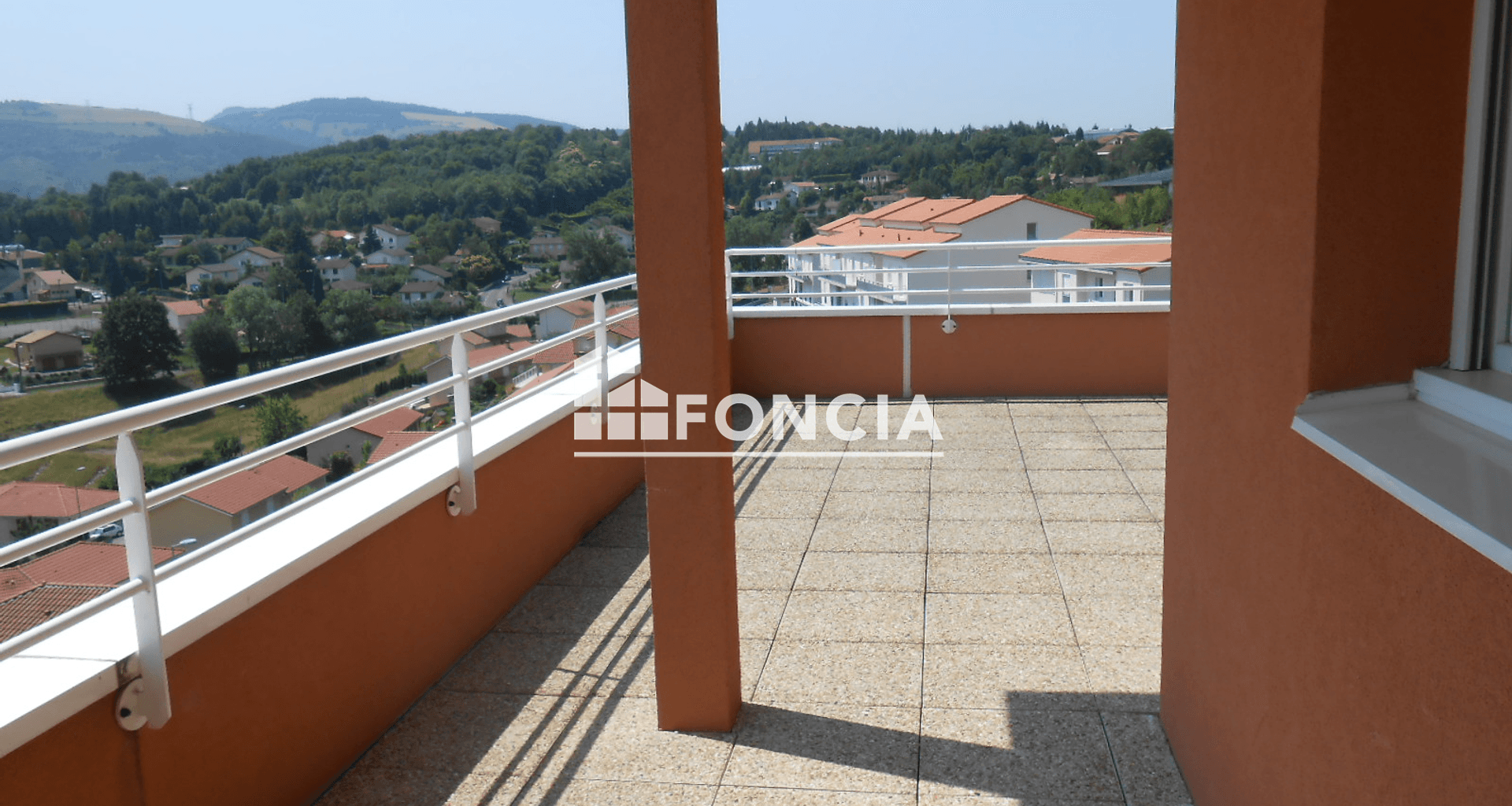 Appartement 5 pièces (109.78 m²) à louer - Saint-jean-bonnefonds (42650)