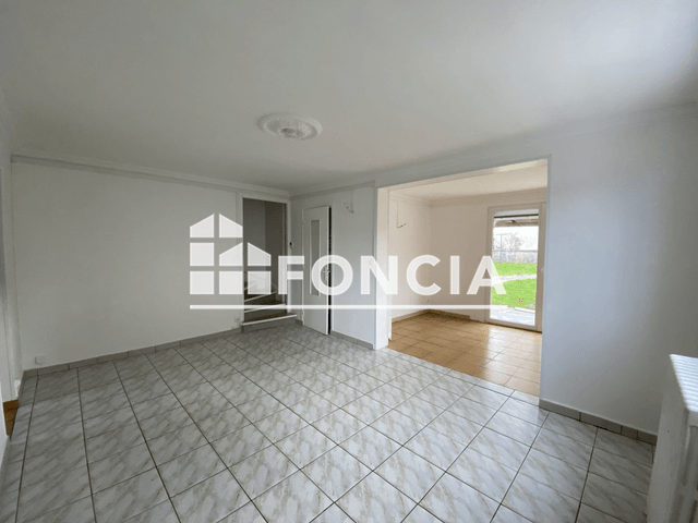 Maison 5 pièces (79.49 m²) à louer - Charleville Mezieres (08000)