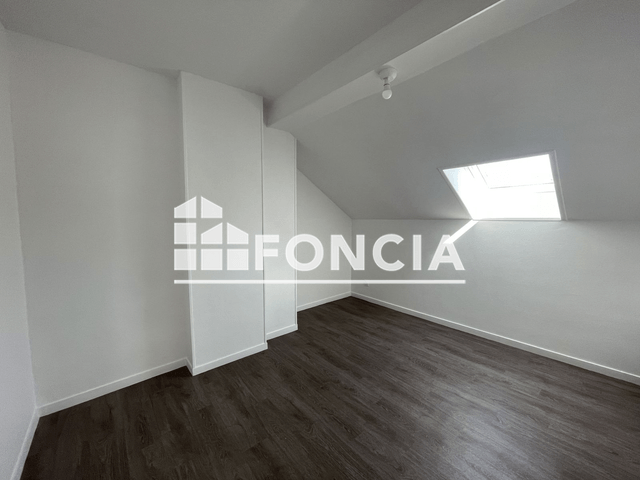 Appartement 2 pièces (29.1 m²) à louer - Charleville-mezieres (08000)