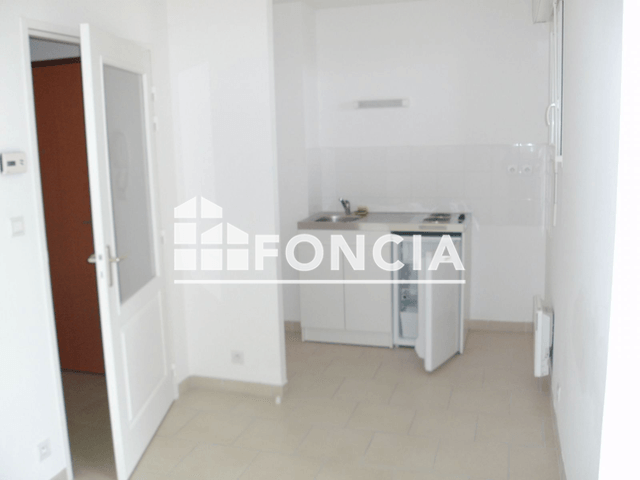 Studio (25 m²) à louer - Montreuil Juigne (49460)