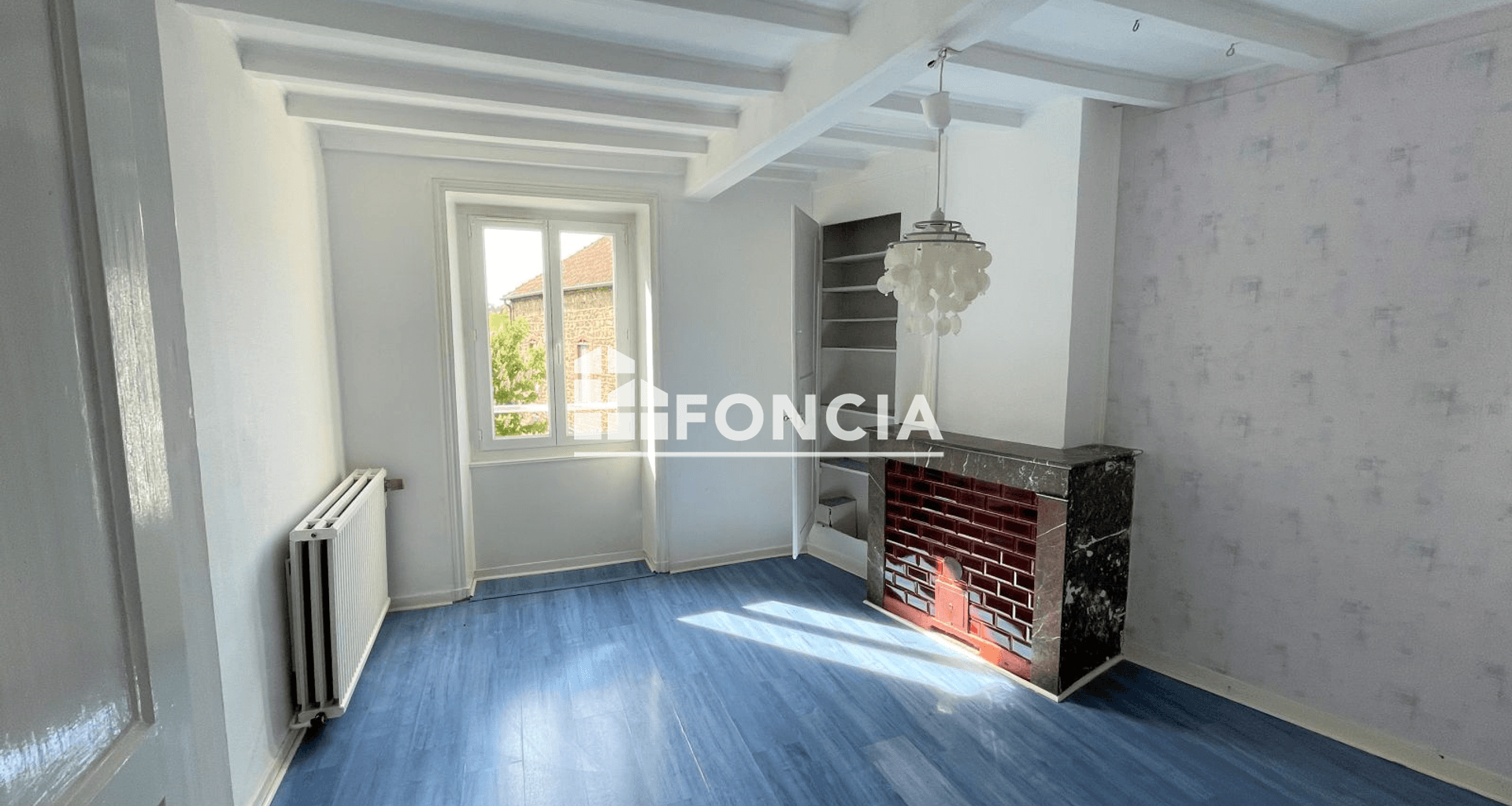 Maison 6 pièces (172.01 m²) à louer - Villemontais (42155)
