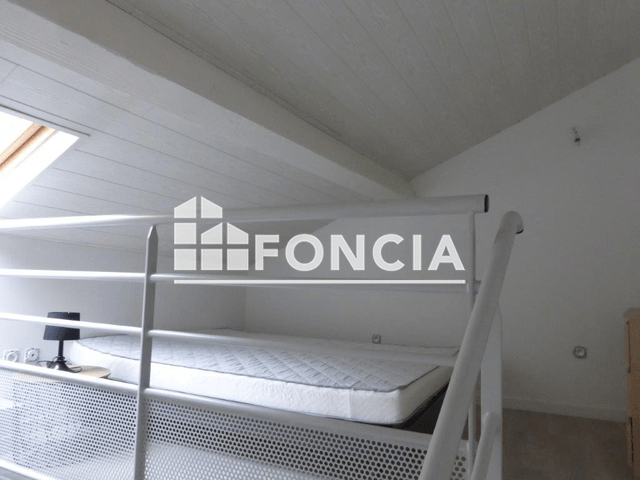 Studio meublé (16.04 m²) à louer - Roanne (42300)