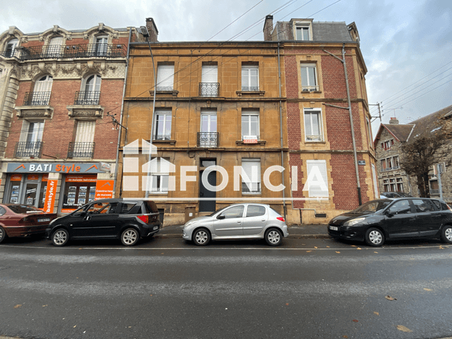 Appartement meublé 2 pièces (40.5 m²) à louer - Charleville-mézières (08000)