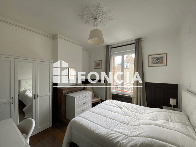 Appartement meublé 2 pièces (40.5 m²) à louer - Charleville-mézières (08000)