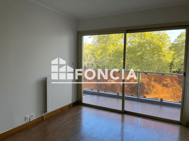 Appartement 5 pièces (114.09 m²) à louer - Cholet (49300)