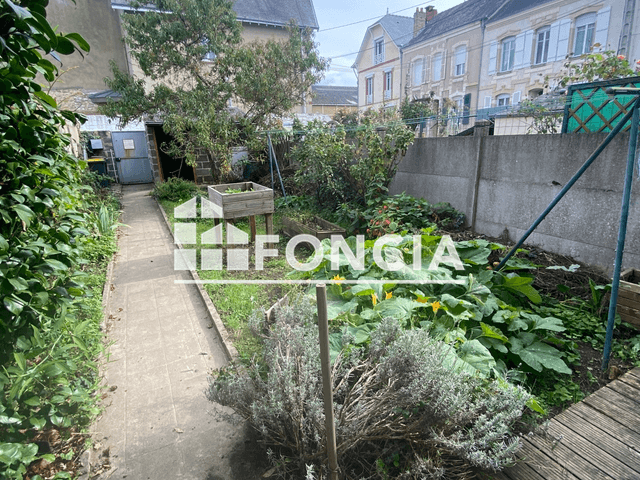 Maison 2 pièces (44.79 m²) à louer - Laval (53000)