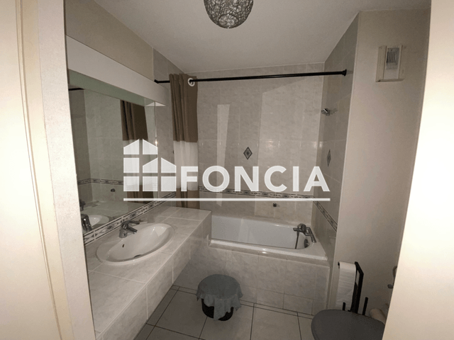Appartement meublé 2 pièces (41.1 m²) à louer - Mulhouse (68100)
