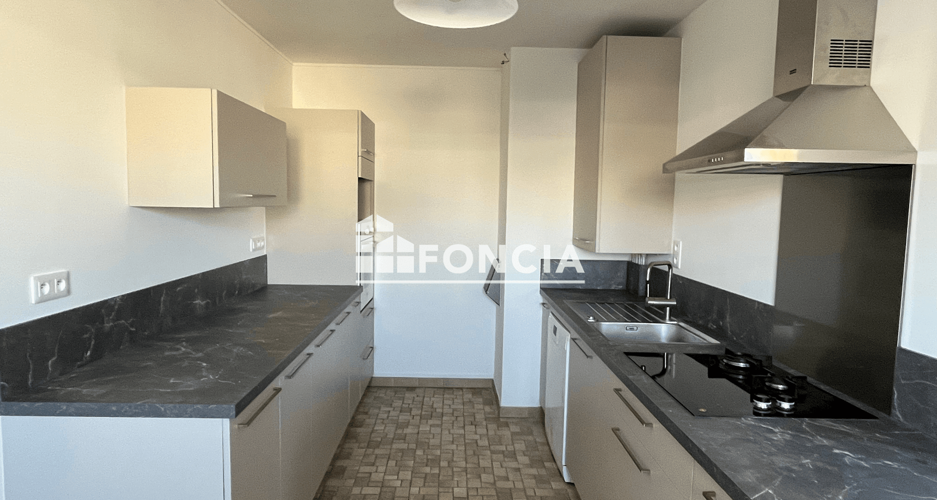 Appartement 5 pièces (139.93 m²) à louer - Le Mans (72000)