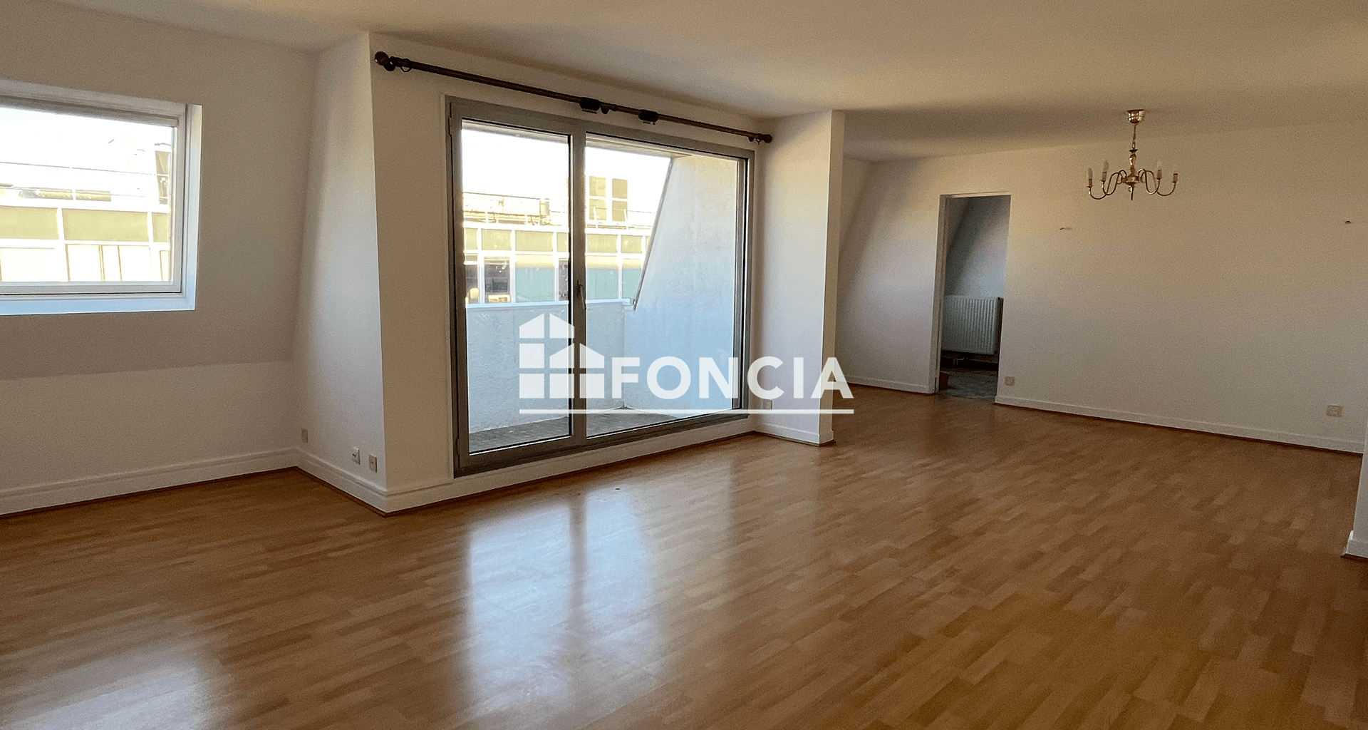 Appartement 5 pièces (139.93 m²) à louer - Le Mans (72000)