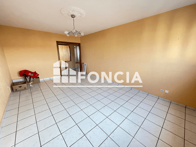 Appartement 4 pièces (81.98 m²) à louer - Vandoeuvre Les Nancy (54500)