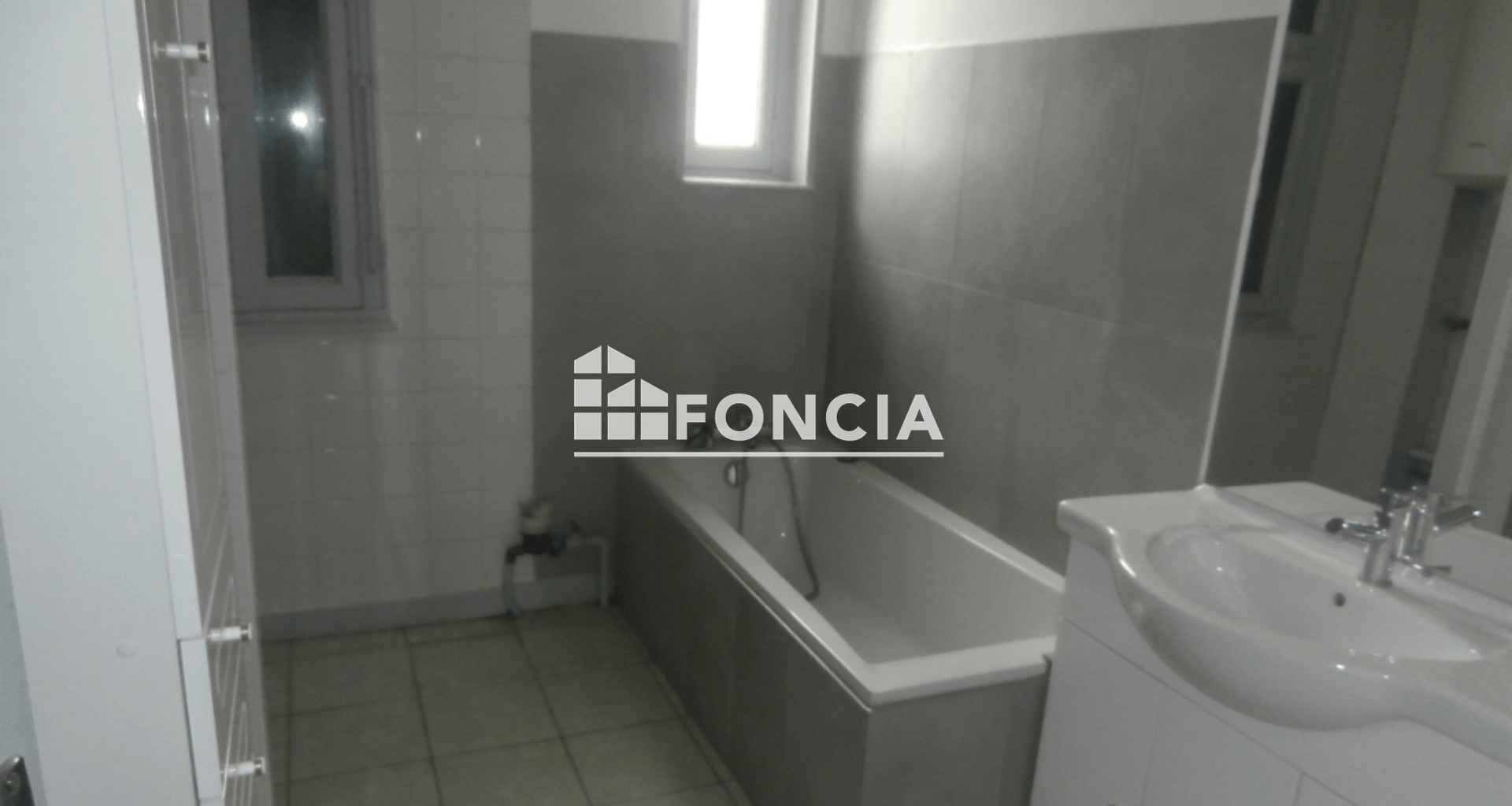 Appartement 4 pièces (83.22 m²) à louer - Le Péage-de-roussillon (38550)