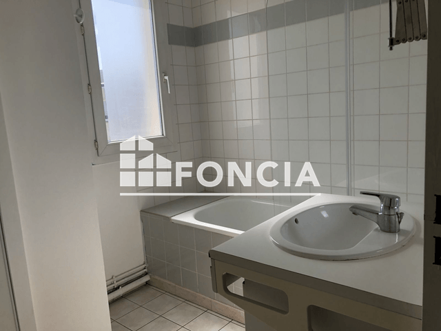 Appartement 2 pièces (61.81 m²) à louer - Lille (59000)
