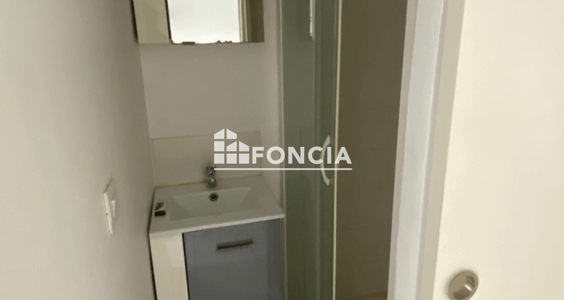 Studio (14.6 m²) à louer - Lille (59000)