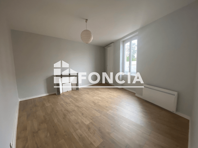 Appartement 3 pièces (78.37 m²) à louer - Mont- De-marsan (40000)