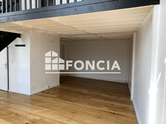 Appartement 3 pièces (100.42 m²) à louer - Lille (59000)