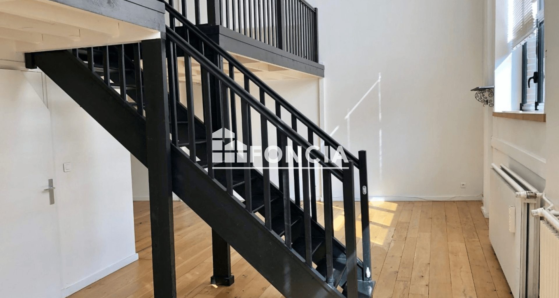 Appartement 3 pièces (100.42 m²) à louer - Lille (59000)