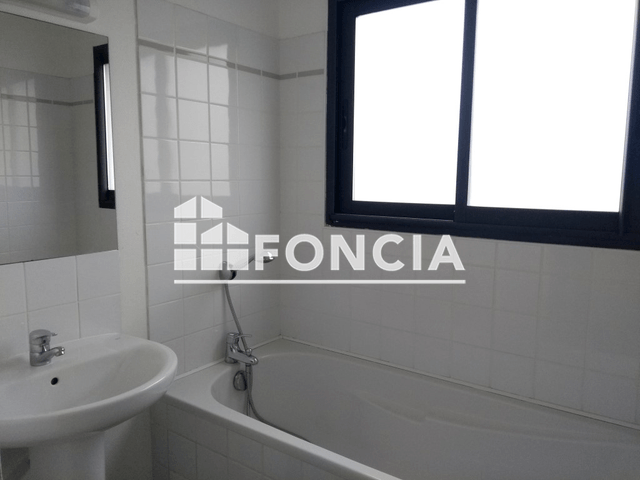 Appartement 3 pièces (71.07 m²) à louer - Saint Renan (29290)