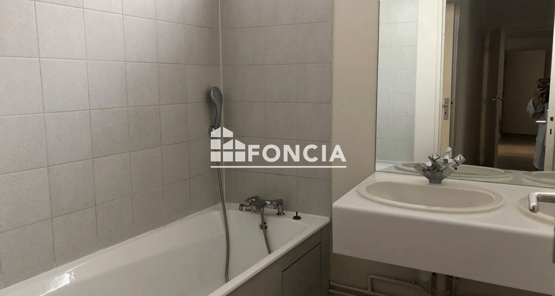 Appartement 5 pièces (97.61 m²) à louer - Asnières-sur-seine (92600)