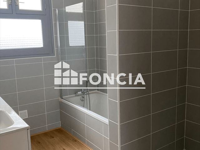 Appartement 4 pièces (117.75 m²) à louer - Lourdes (65100)