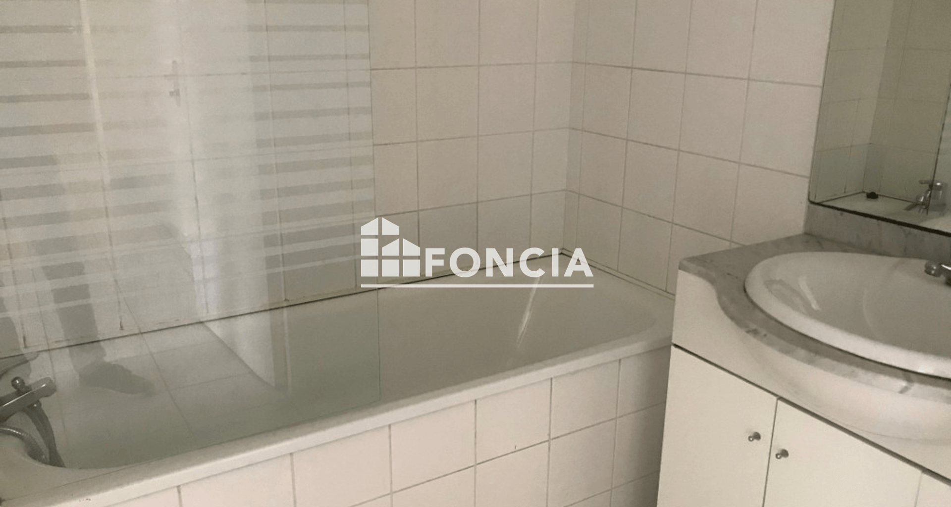 Appartement 4 pièces (81.2 m²) à louer - Quimper (29000)