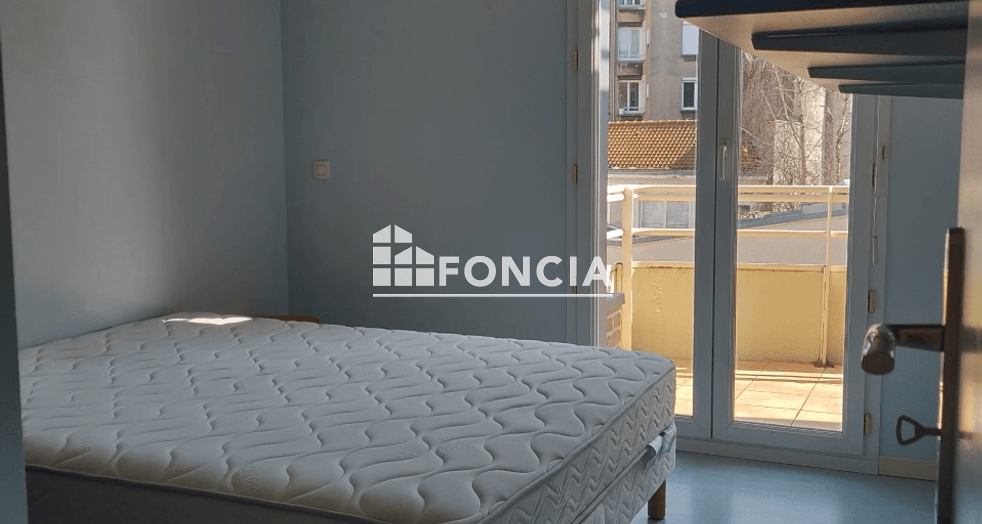 Appartement 2 pièces (48 m²) à louer - Lille (59800)