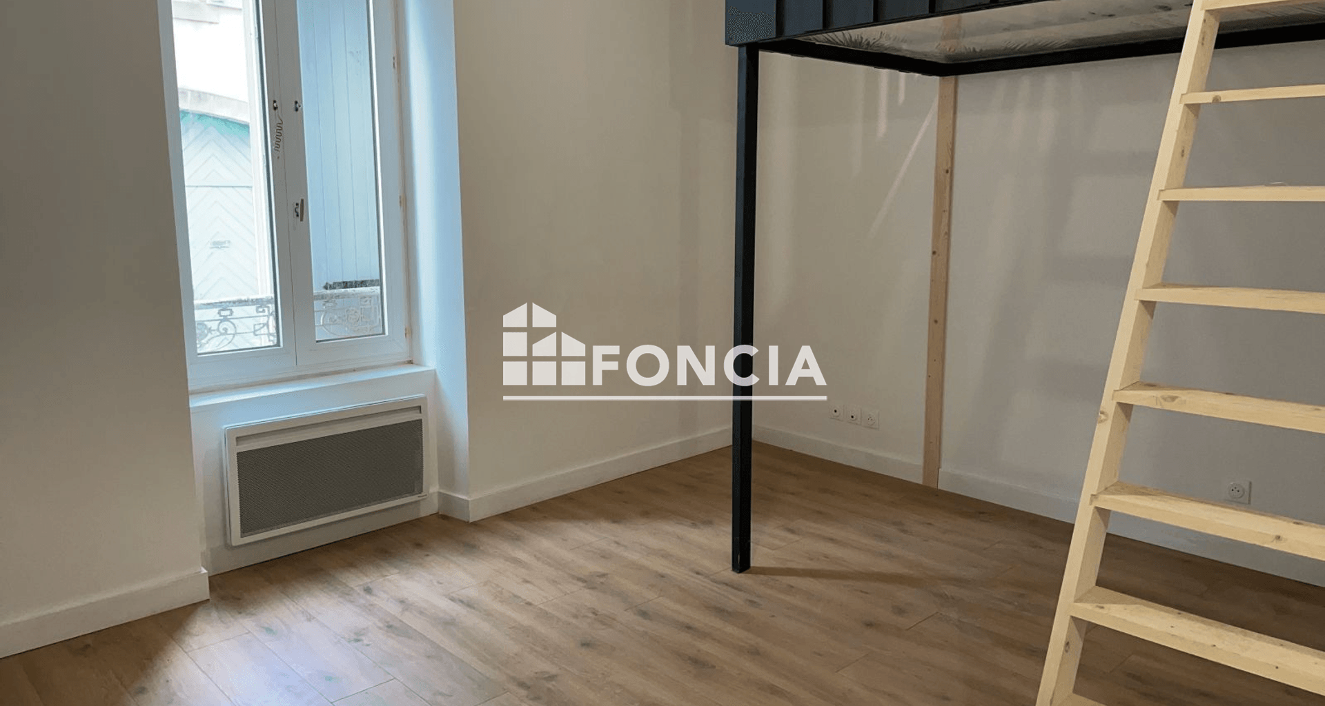 Studio (18.86 m²) à louer - Quimper (29000)