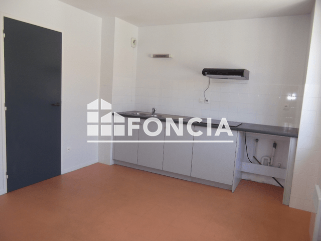 Appartement 3 pièces (93.2 m²) à louer - Castres (81100)