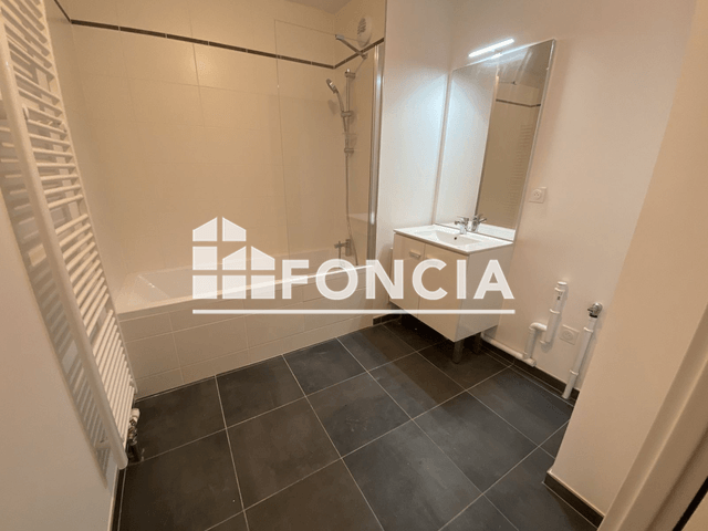 Appartement 3 pièces (62.2 m²) à louer - Saint-andre-lez-lille (59350)