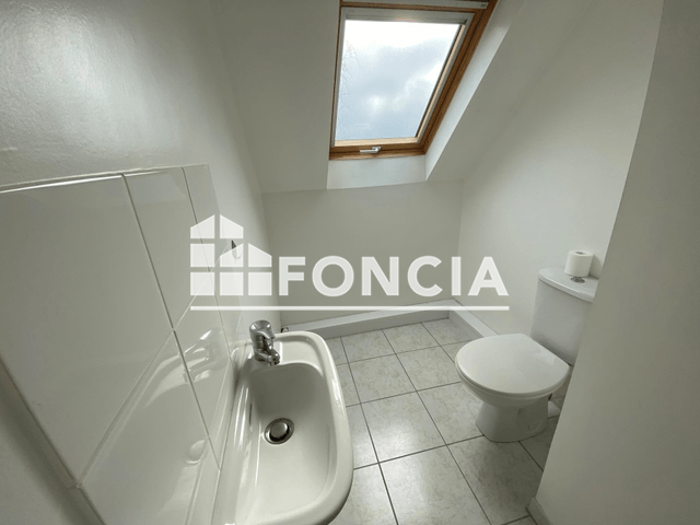 Studio (31.38 m²) à louer - Quimper (29000)