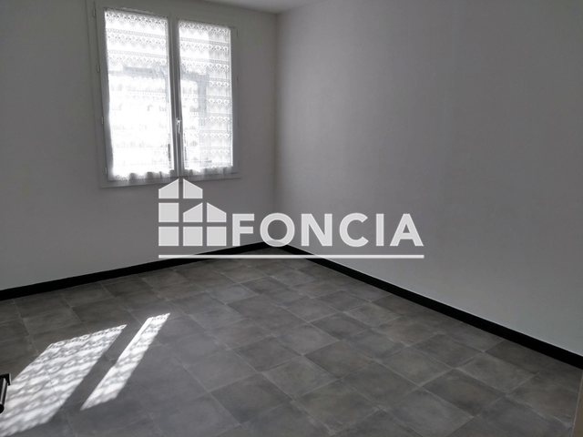 Appartement 4 pièces (65.6 m²) à louer - Quimper (29000)