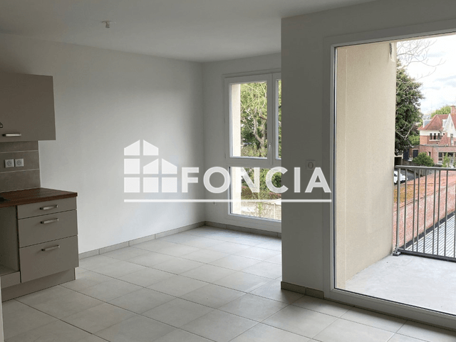 Appartement 2 pièces (45.26 m²) à louer - Armentieres (59280)