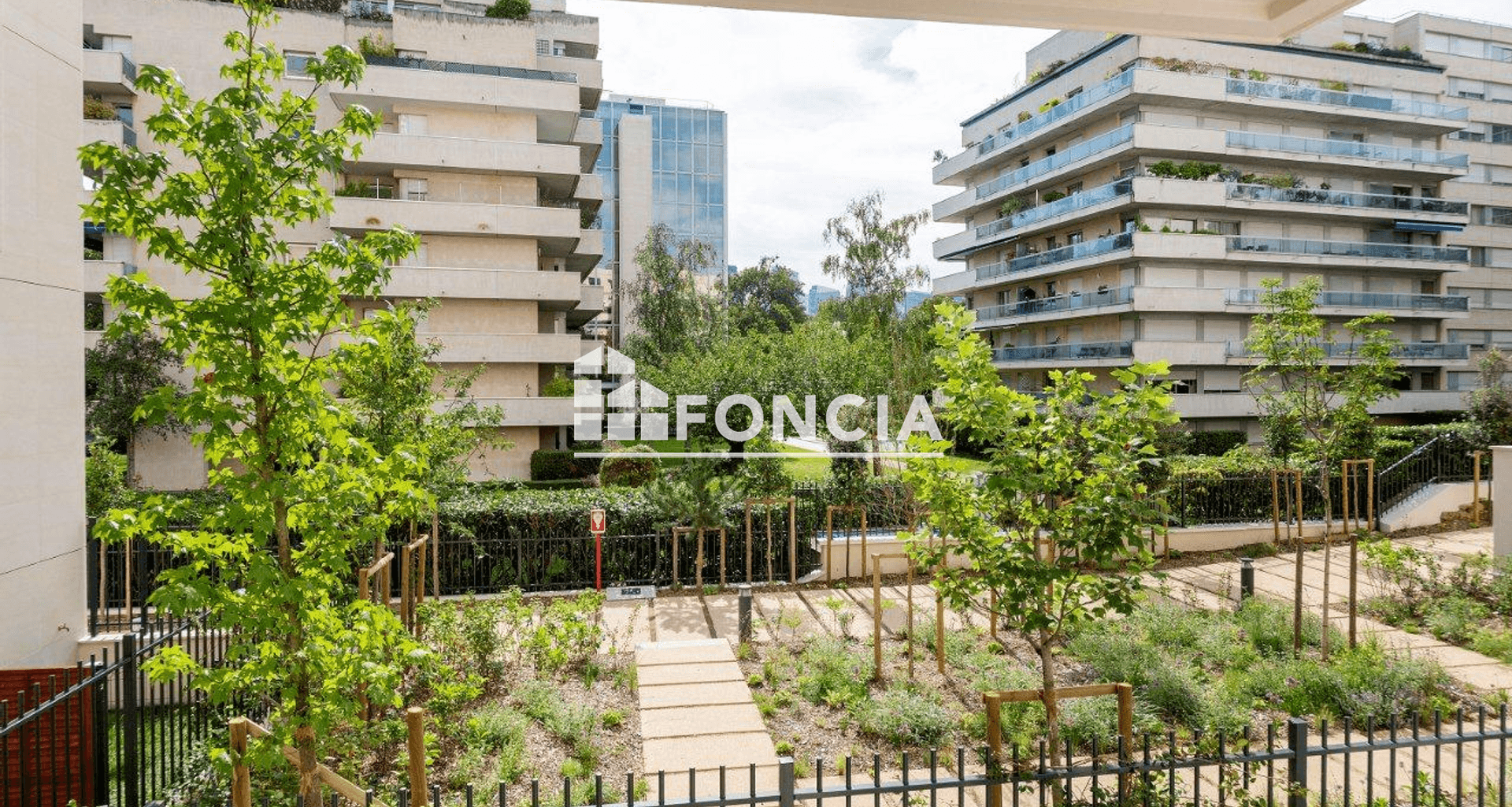 Appartement 3 pièces (61.88 m²) à louer - Neuilly-sur-seine (92200)